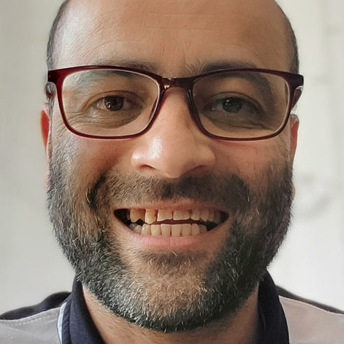 Different sized teeth